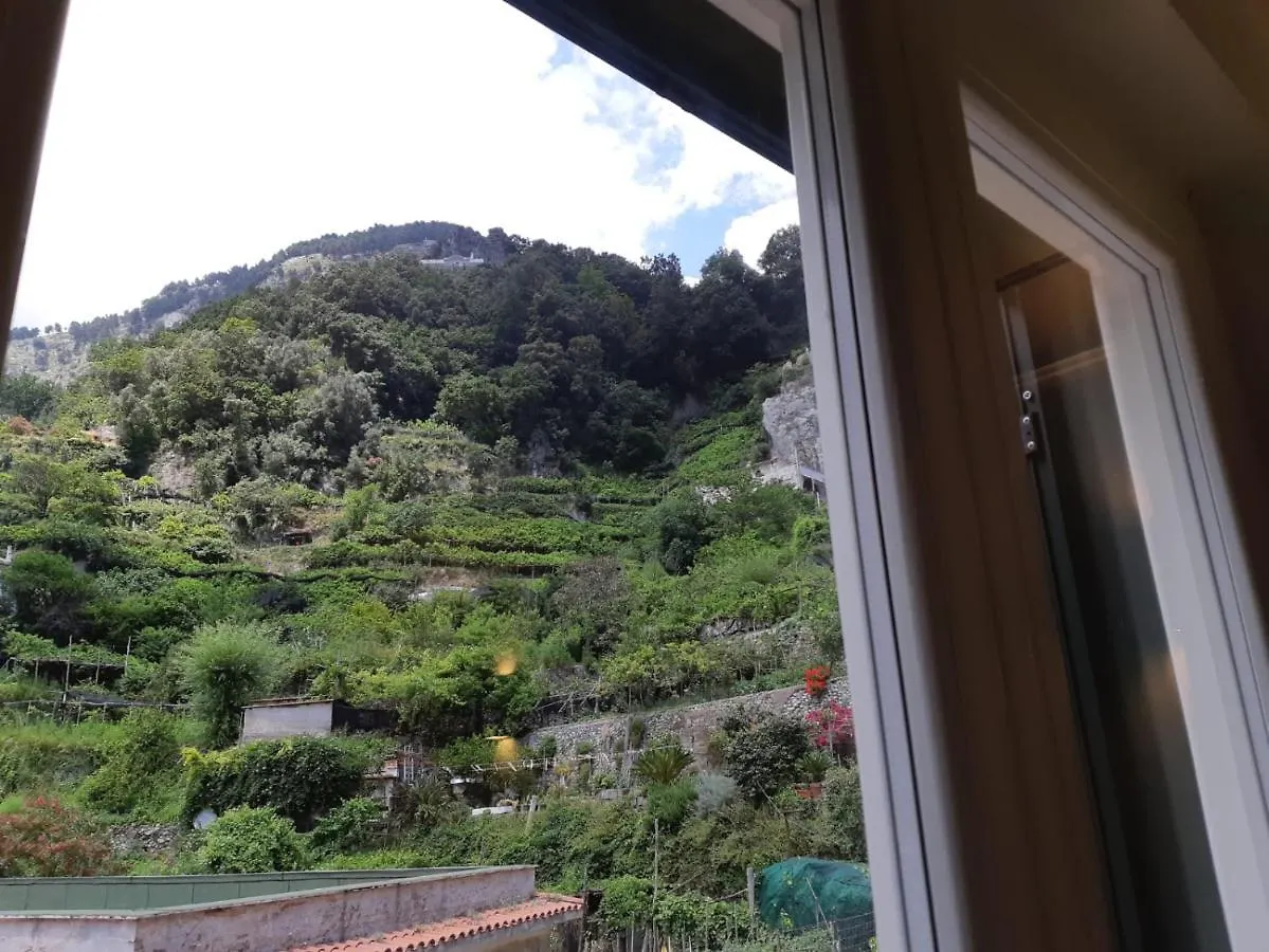 Carpe Diem: Amalfi Center Apartment with Sea Proximity Italy