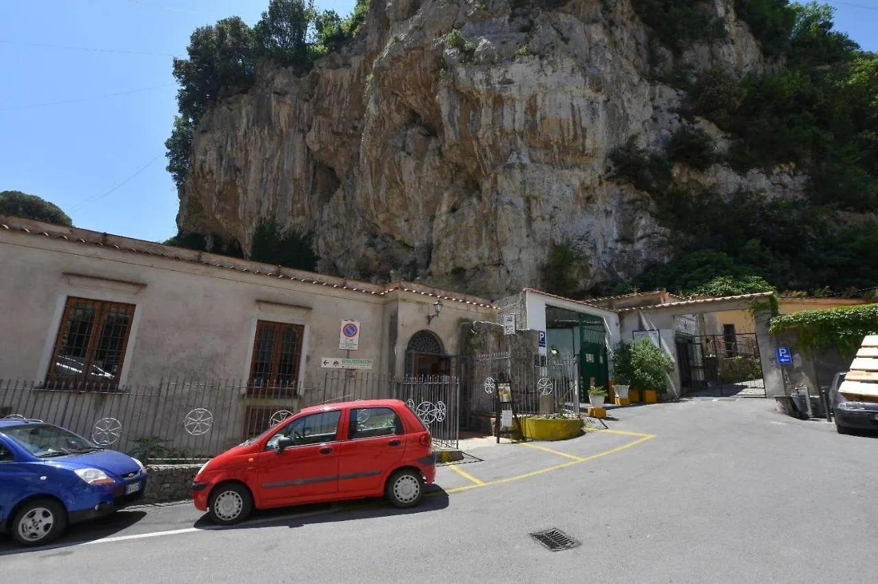 Carpe Diem: Amalfi Center Apartment with Sea Proximity 0*,  Italy